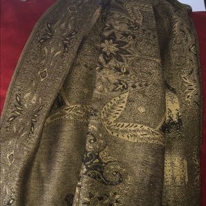 Gold with black detail Egyptian looking wr…